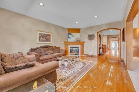 Photo 8 at 36A Puccini Drive, Oak Ridges, Richmond Hill