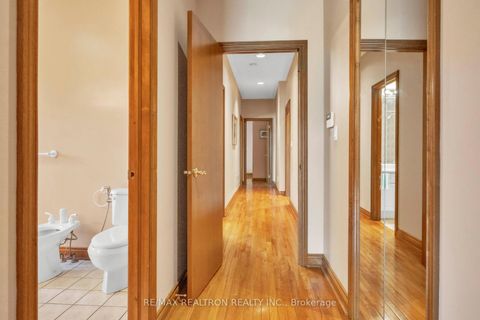 Photo 13 at 36A Puccini Drive, Oak Ridges, Richmond Hill