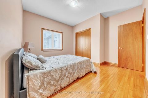 Photo 18 at 36A Puccini Drive, Oak Ridges, Richmond Hill