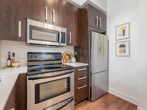Photo 14 at TH 1 - 1048 Broadview Avenue, Broadview North, Toronto