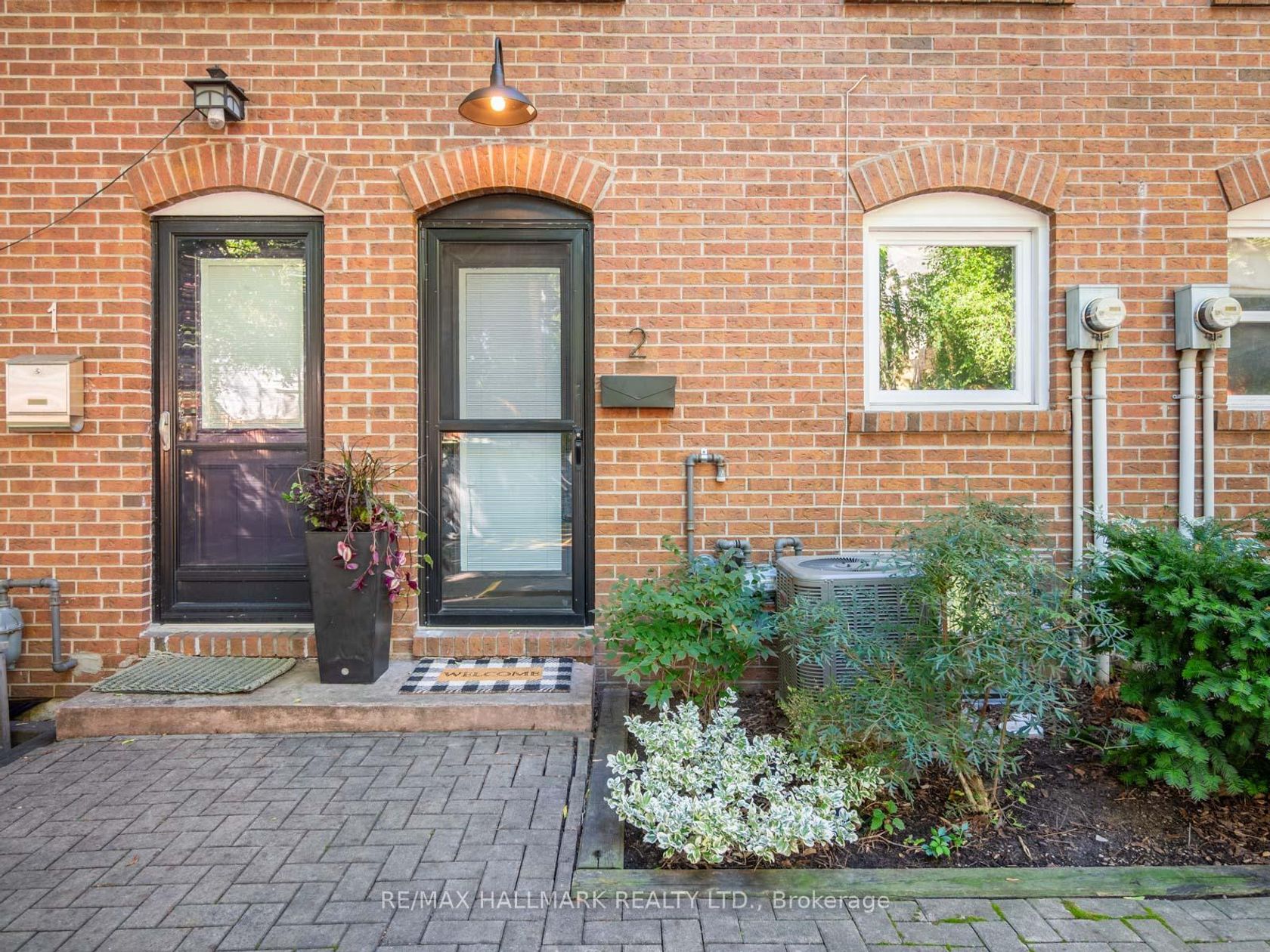 2 - 66 Boultbee Avenue, Jones, Toronto 