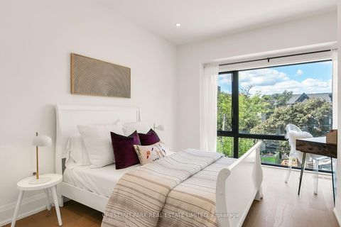 Photo 33 at 1031 Spadina Road, Forest Hill North, Toronto