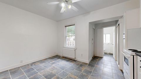 Photo 10 at 196 Markham Street, Bellwoods, Toronto