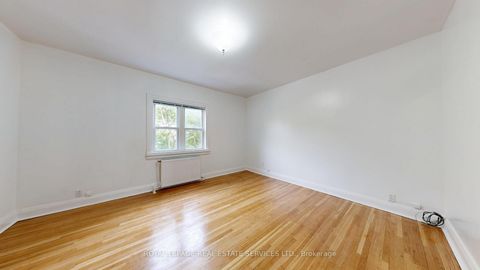 Photo 16 at 196 Markham Street, Bellwoods, Toronto
