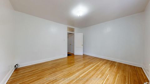 Photo 17 at 196 Markham Street, Bellwoods, Toronto