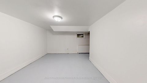 Photo 27 at 196 Markham Street, Bellwoods, Toronto