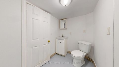 Photo 28 at 196 Markham Street, Bellwoods, Toronto