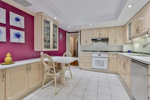 Photo 6 at 3006 - 65 Harbour Square, Waterfront Communities C1, Toronto