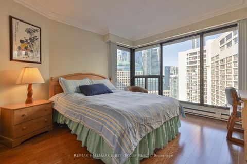 Photo 9 at 3006 - 65 Harbour Square, Waterfront Communities C1, Toronto