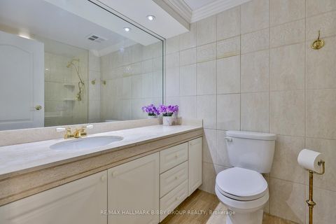 Photo 19 at 3006 - 65 Harbour Square, Waterfront Communities C1, Toronto