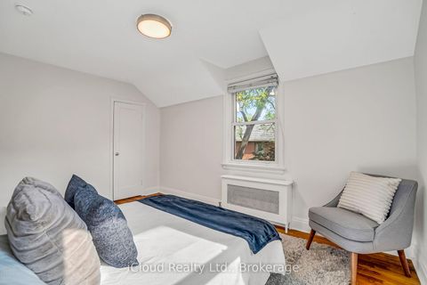 Photo 22 at 4691 Dundas Street W, Kingsway South, Toronto