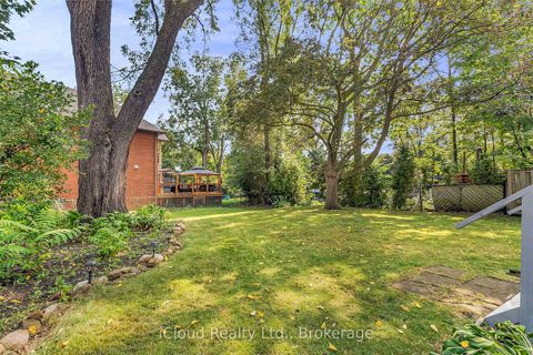 Photo 37 at 4691 Dundas Street W, Kingsway South, Toronto