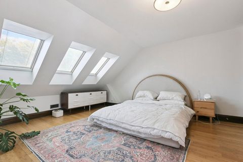 Photo 9 at 283 Ashdale Avenue, Coxwell, Toronto