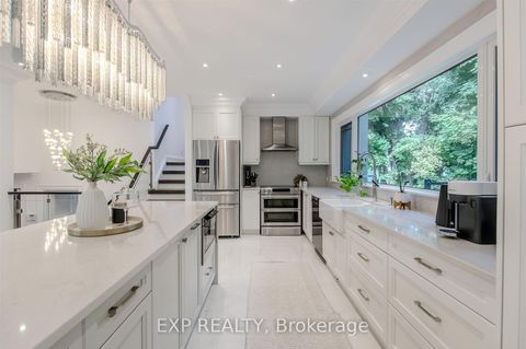 Photo 7 at 467 Caesar Avenue, OO Old Oakville, Oakville