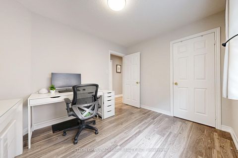 Photo 26 at 86 Autumn Hill Boulevard, Patterson, Vaughan