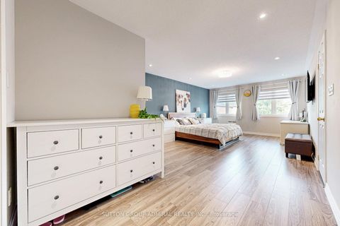 Photo 28 at 86 Autumn Hill Boulevard, Patterson, Vaughan