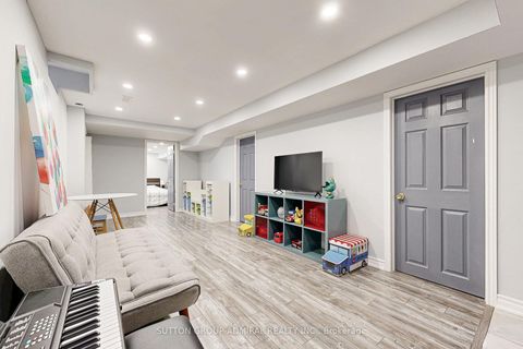 Photo 38 at 86 Autumn Hill Boulevard, Patterson, Vaughan