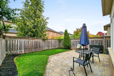 Photo 42 at 86 Autumn Hill Boulevard, Patterson, Vaughan