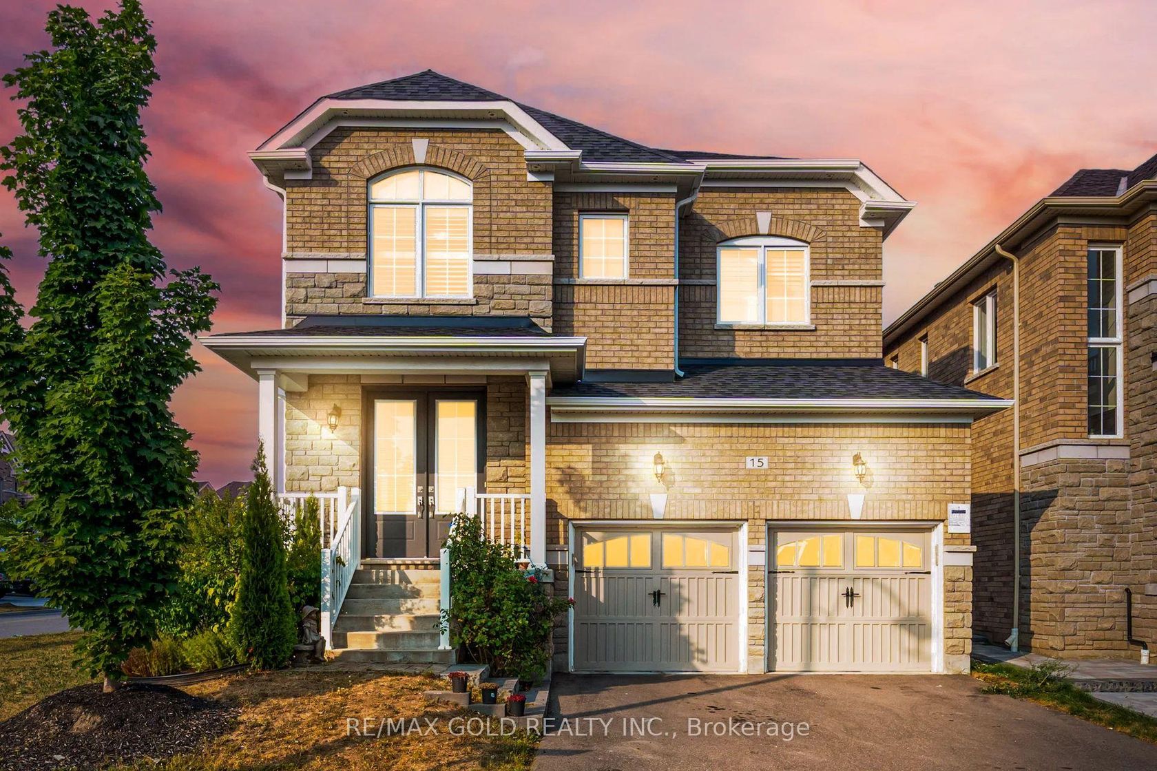 15 Henry Wilson Drive, Caledon East, Caledon 