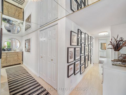 Photo 5 at 610 - 100 Lakeshore Road E, OO Old Oakville, Oakville