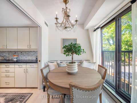 Photo 14 at 610 - 100 Lakeshore Road E, OO Old Oakville, Oakville