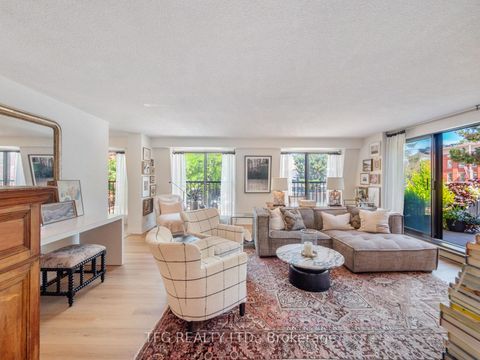 Photo 16 at 610 - 100 Lakeshore Road E, OO Old Oakville, Oakville