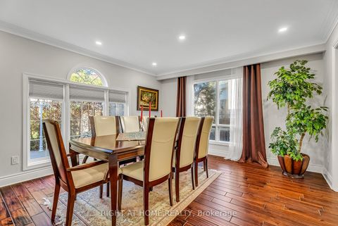 Photo 9 at 373 Firglen Ridge, Islington Woods, Vaughan