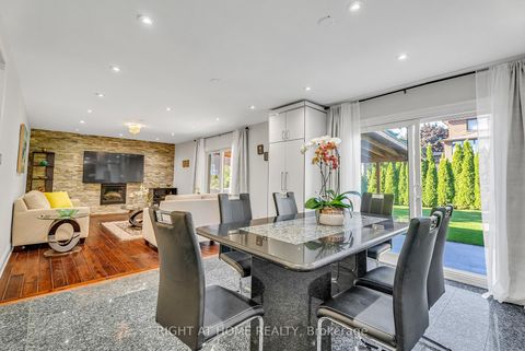 Photo 12 at 373 Firglen Ridge, Islington Woods, Vaughan