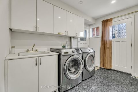 Photo 15 at 373 Firglen Ridge, Islington Woods, Vaughan