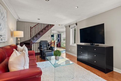 Photo 8 at 197 Lambton Avenue, Smythe, Toronto