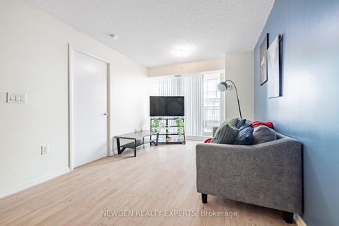 Photo 4 at 704 - 800 Lawrence Avenue W, Glen Park, Toronto Photo 4 at 704 - 800 Lawrence Avenue W, Glen Park, Toronto