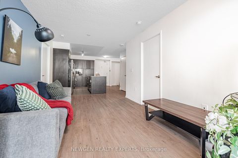 Photo 5 at 704 - 800 Lawrence Avenue W, Glen Park, Toronto Photo 5 at 704 - 800 Lawrence Avenue W, Glen Park, Toronto