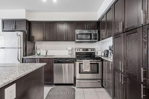 Photo 13 at 704 - 800 Lawrence Avenue W, Glen Park, Toronto Photo 13 at 704 - 800 Lawrence Avenue W, Glen Park, Toronto