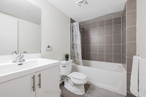 Photo 19 at 704 - 800 Lawrence Avenue W, Glen Park, Toronto Photo 19 at 704 - 800 Lawrence Avenue W, Glen Park, Toronto