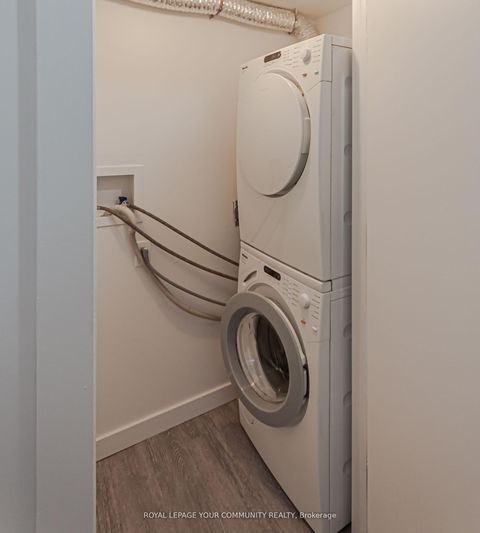 Photo 34 at 89 Gainsborough Road, Woodbine Corridor, Toronto