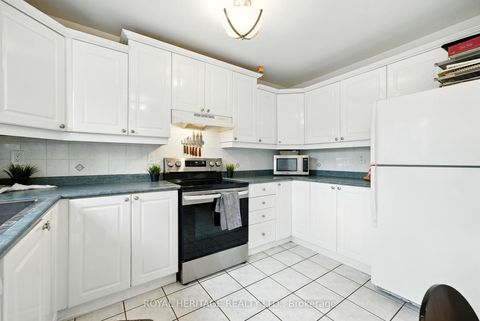 Photo 9 at 337 Ferndale Drive S, Ardagh, Barrie Photo 9 at 337 Ferndale Drive S, Ardagh, Barrie