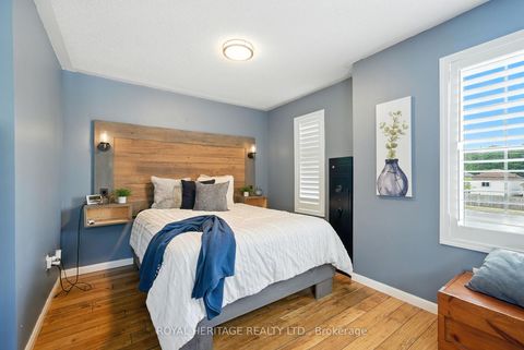 Photo 13 at 337 Ferndale Drive S, Ardagh, Barrie