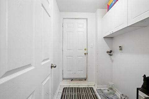 Photo 17 at 337 Ferndale Drive S, Ardagh, Barrie Photo 17 at 337 Ferndale Drive S, Ardagh, Barrie