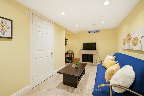 Photo 19 at 337 Ferndale Drive S, Ardagh, Barrie Photo 19 at 337 Ferndale Drive S, Ardagh, Barrie