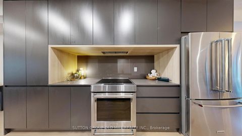 Photo 12 at 23 Priscilla Avenue, Bloor West Village, Toronto