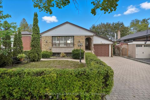 Photo 1 at 257 Chine Drive, Cliffcrest, Toronto