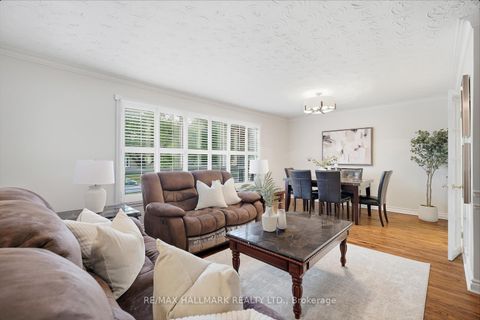 Photo 4 at 257 Chine Drive, Cliffcrest, Toronto