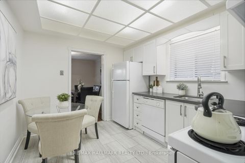 Photo 11 at 257 Chine Drive, Cliffcrest, Toronto