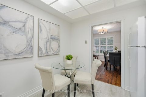 Photo 14 at 257 Chine Drive, Cliffcrest, Toronto