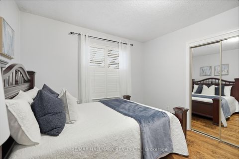 Photo 18 at 257 Chine Drive, Cliffcrest, Toronto