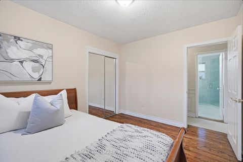 Photo 21 at 257 Chine Drive, Cliffcrest, Toronto