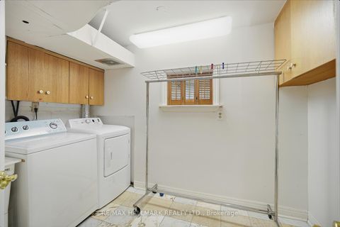 Photo 34 at 257 Chine Drive, Cliffcrest, Toronto
