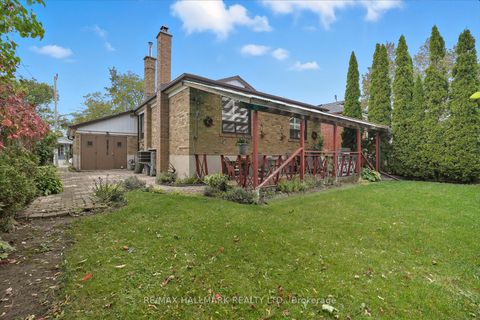 Photo 36 at 257 Chine Drive, Cliffcrest, Toronto