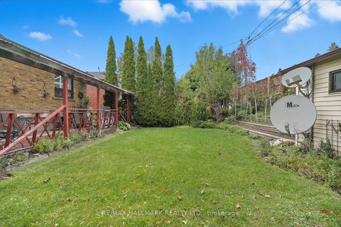 Photo 37 at 257 Chine Drive, Cliffcrest, Toronto