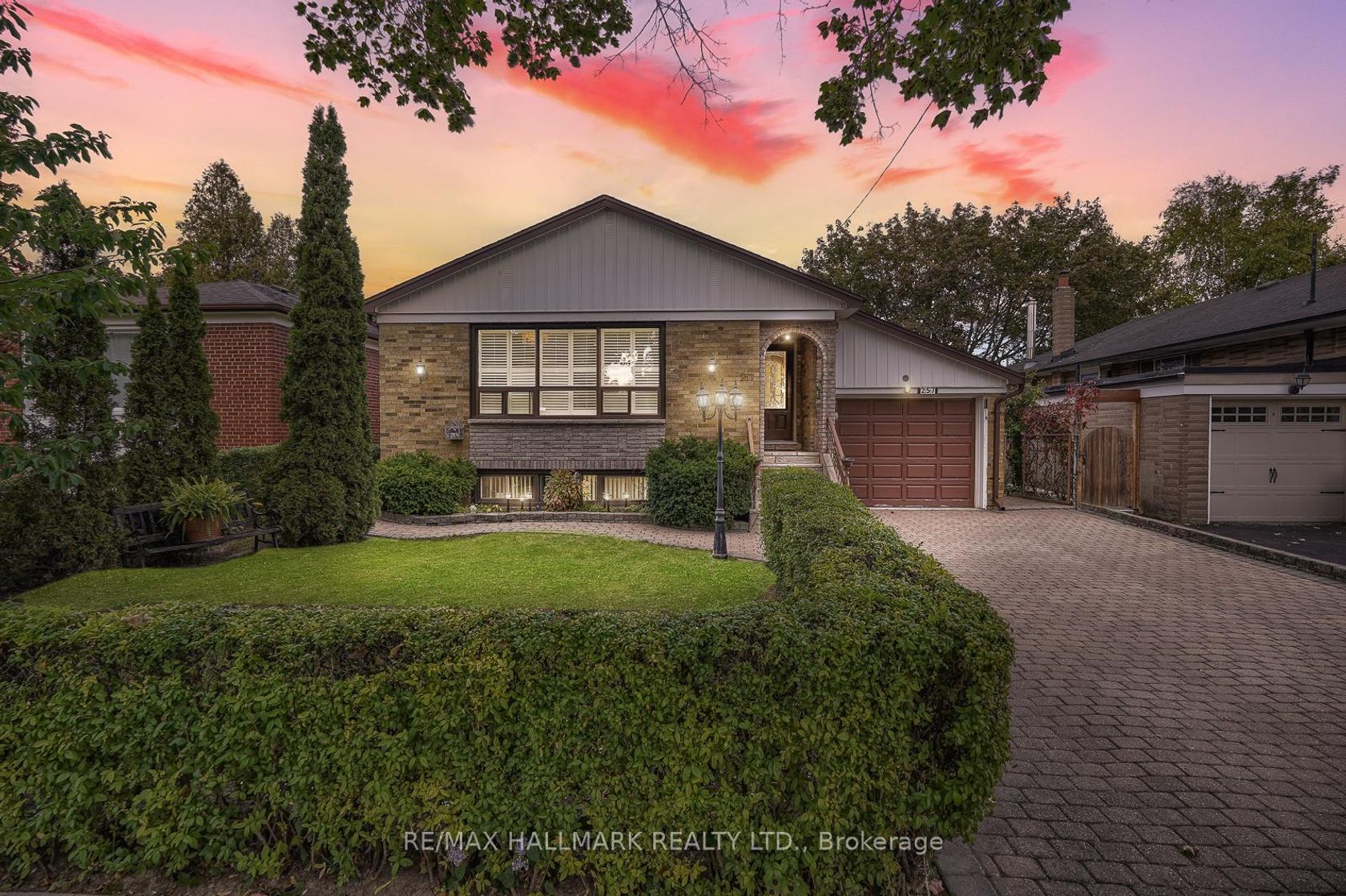 257 Chine Drive, Cliffcrest, Toronto 